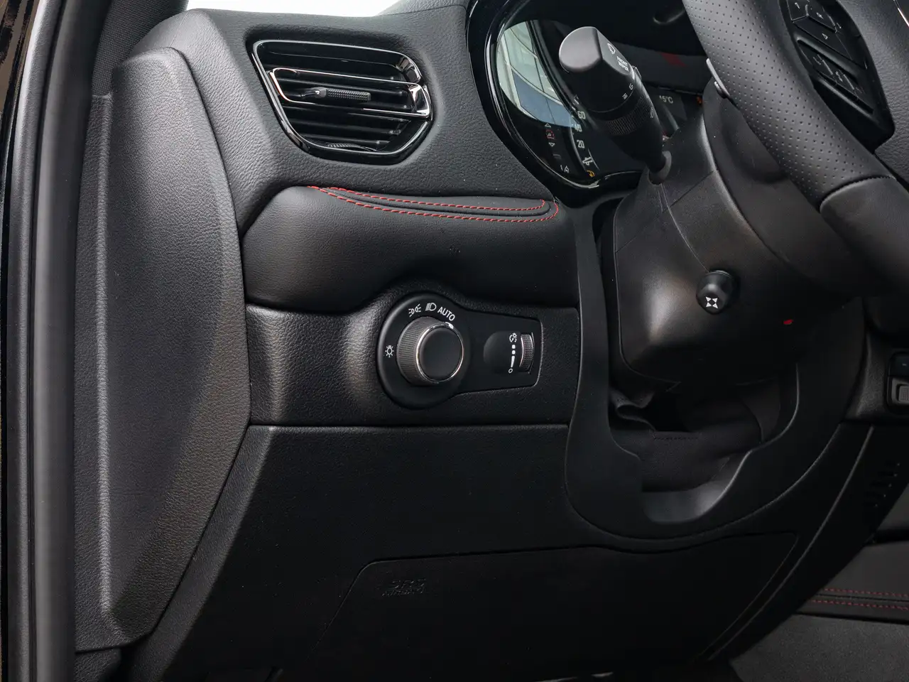 Dodge Durango снимка Dodge Durango
