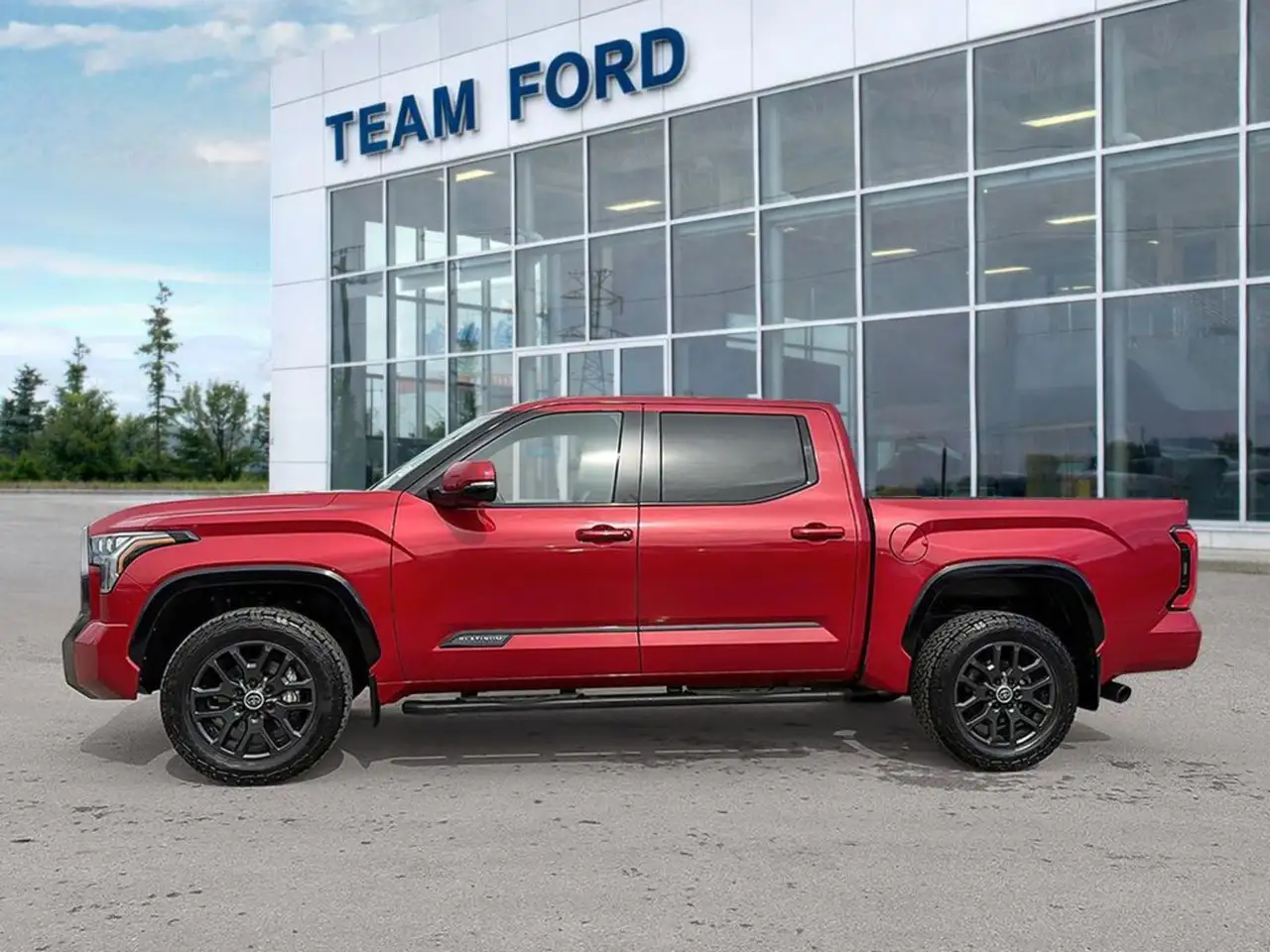 Toyota Tundra снимка Toyota Tundra