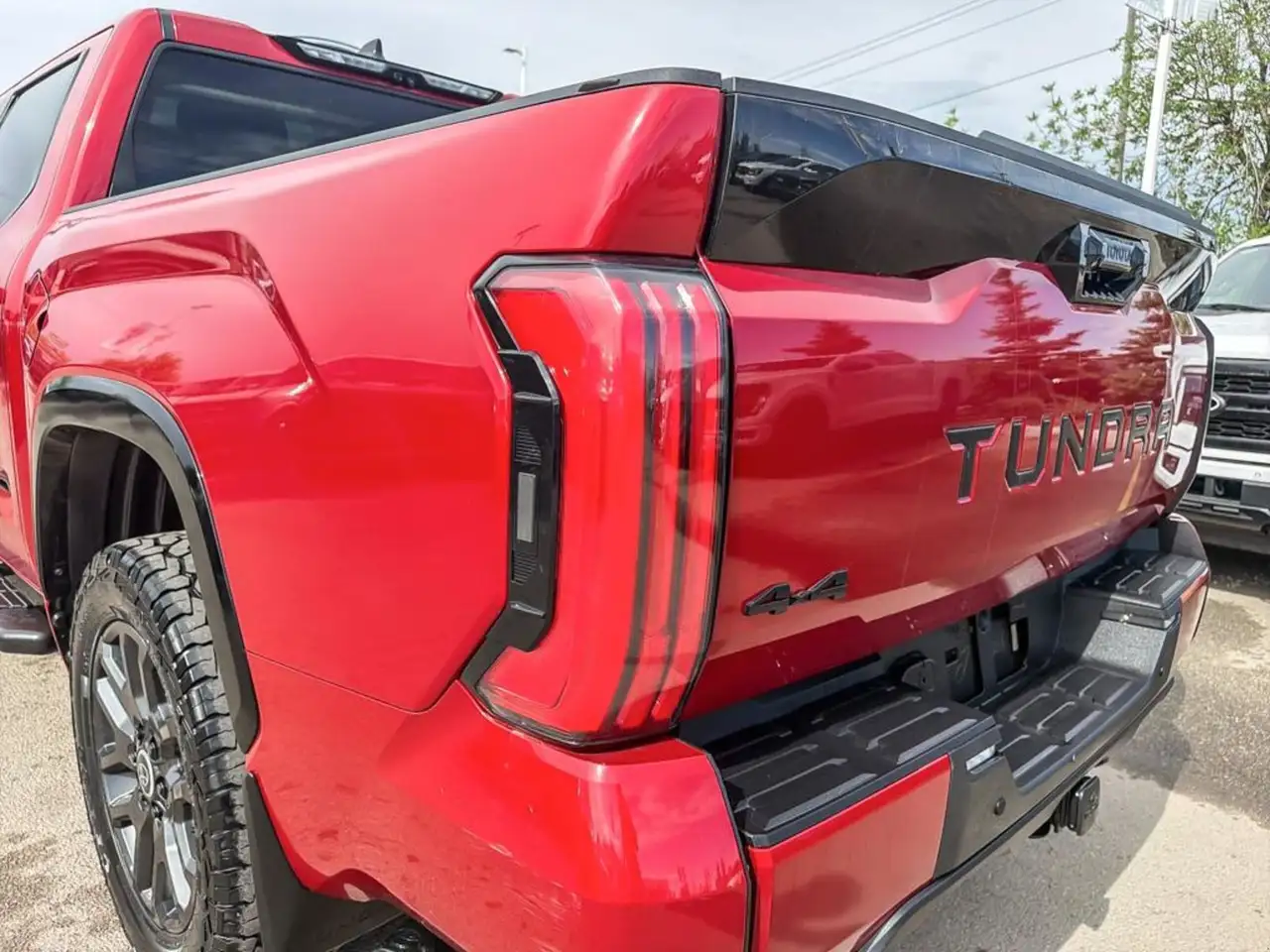 Toyota Tundra снимка Toyota Tundra