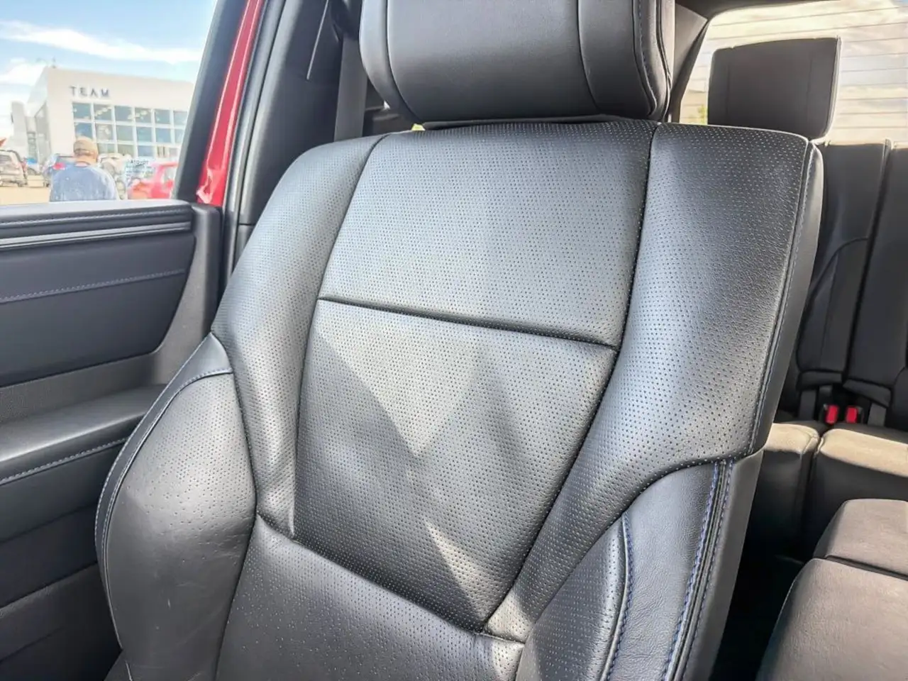 Toyota Tundra снимка Toyota Tundra