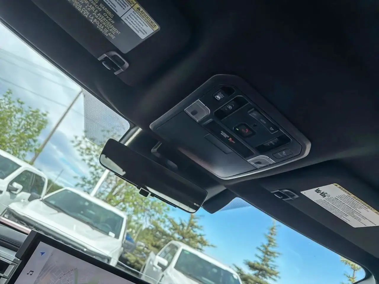 Toyota Tundra снимка Toyota Tundra