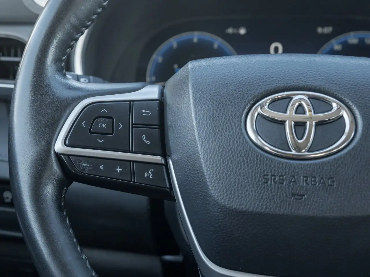 Toyota Highlander снимка Toyota Highlander