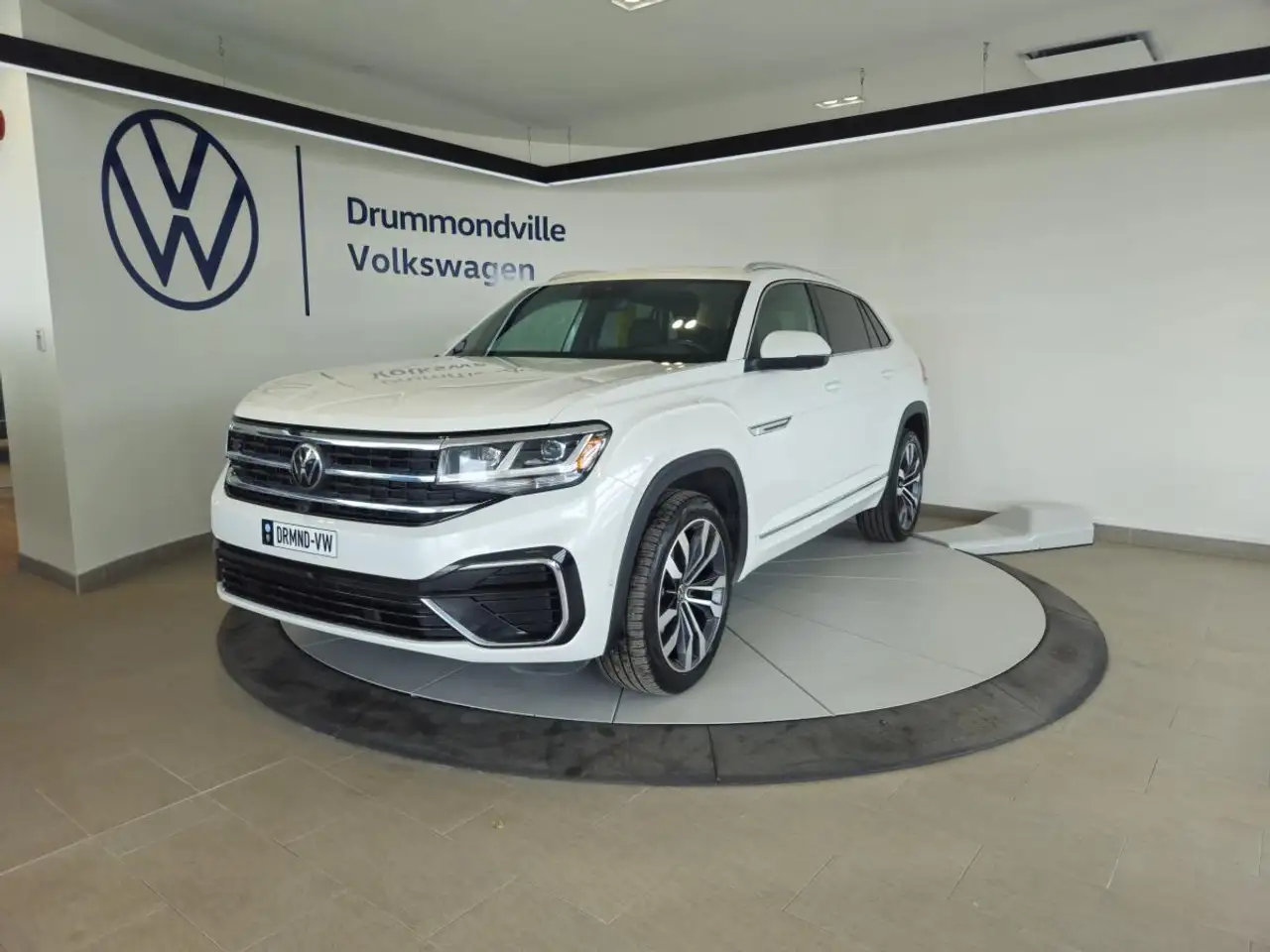 Volkswagen Atlas снимка Volkswagen Atlas