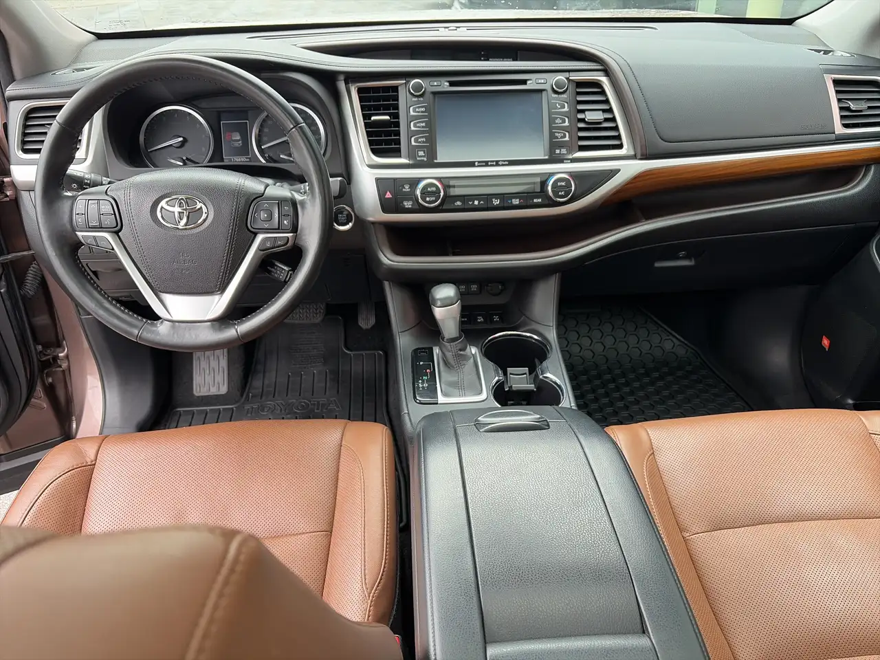 Toyota Highlander fotografie Toyota Highlander