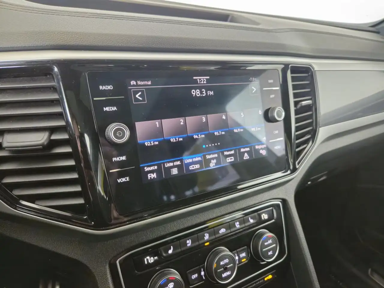 Volkswagen Atlas снимка Volkswagen Atlas
