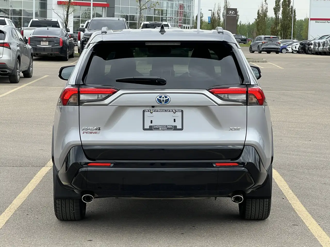 Toyota RAV 4 Prime снимка Toyota RAV 4 Prime