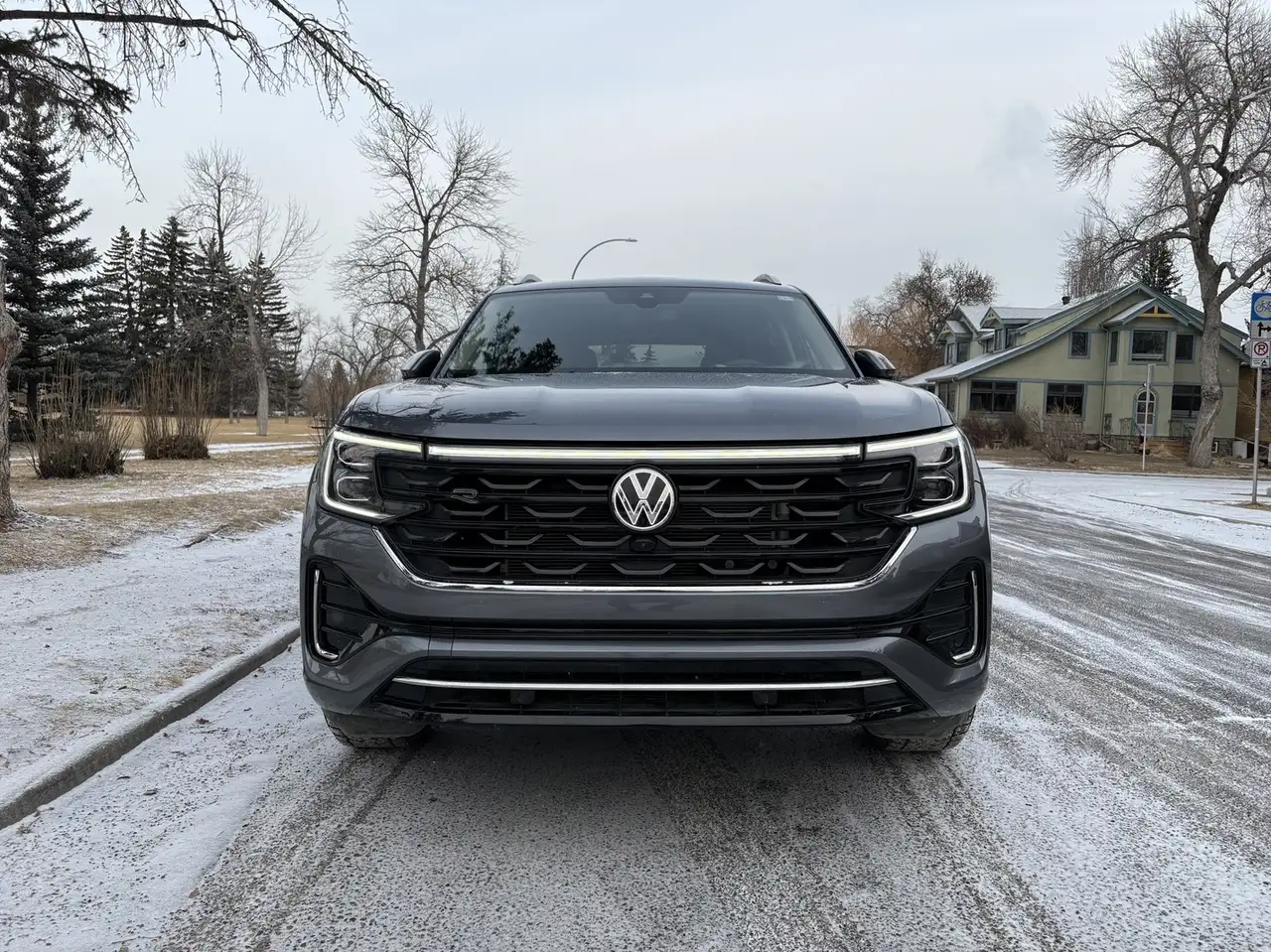 Volkswagen Atlas снимка Volkswagen Atlas