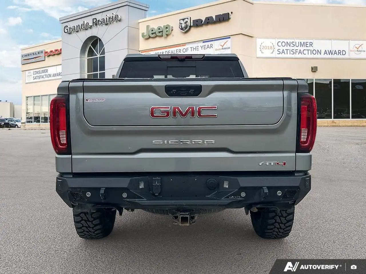 GMC Sierra 1500 photo GMC Sierra 1500