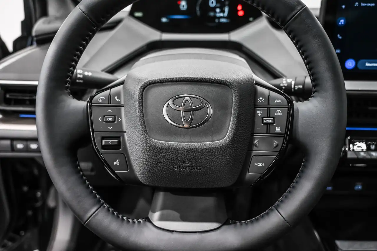 Toyota Prius снимка Toyota Prius