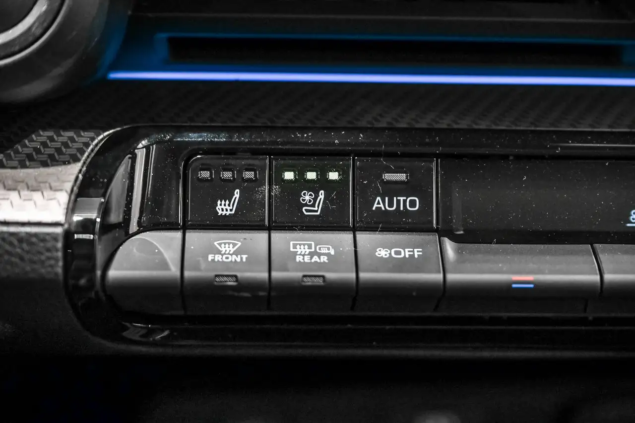 Toyota Prius снимка Toyota Prius