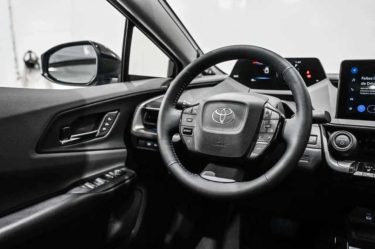 Toyota Prius снимка Toyota Prius