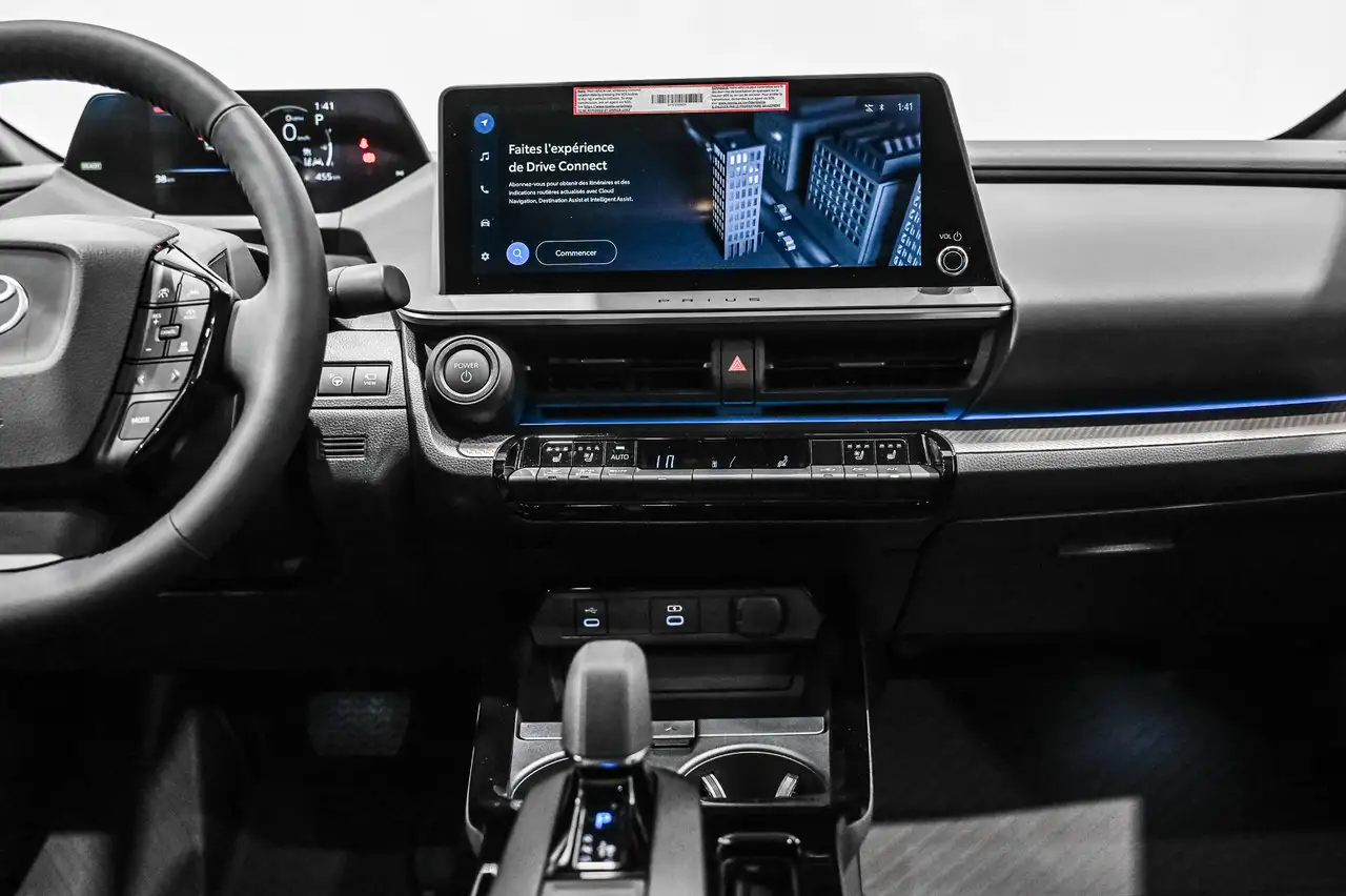 Toyota Prius снимка Toyota Prius