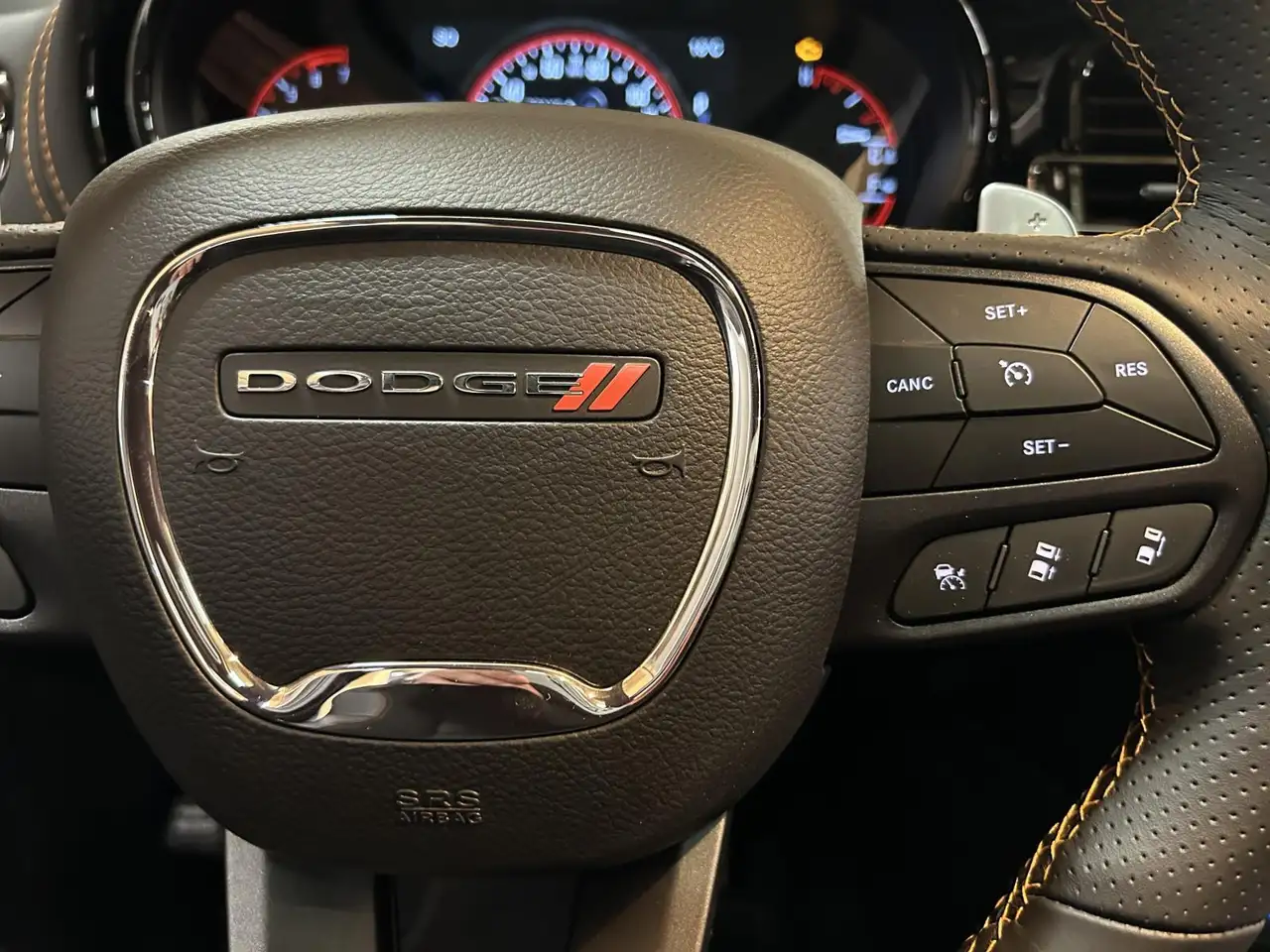 Dodge Durango снимка Dodge Durango