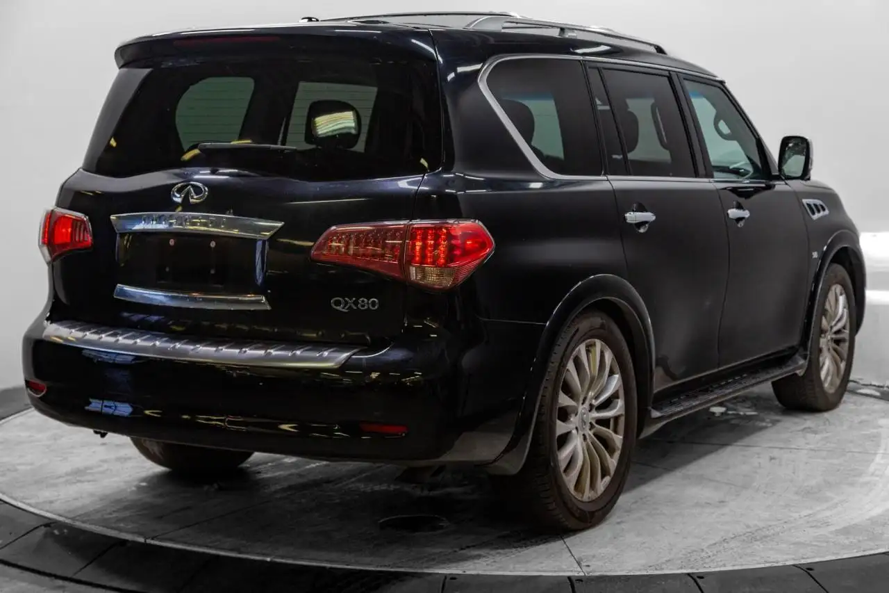 Infiniti QX80 снимка Infiniti QX80