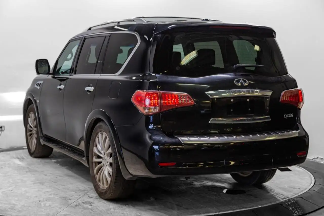 Infiniti QX80 снимка Infiniti QX80
