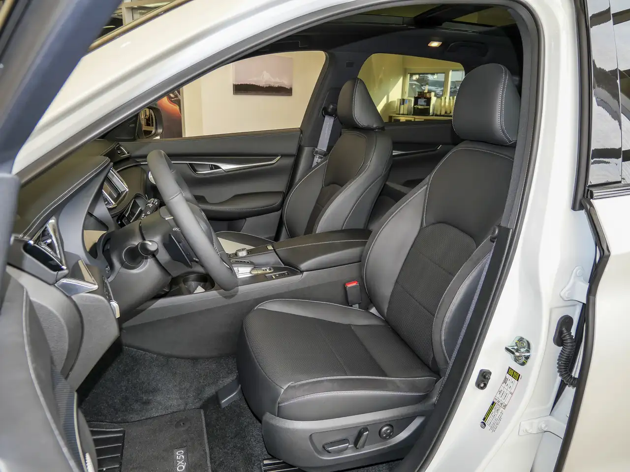 Infiniti QX50 снимка Infiniti QX50