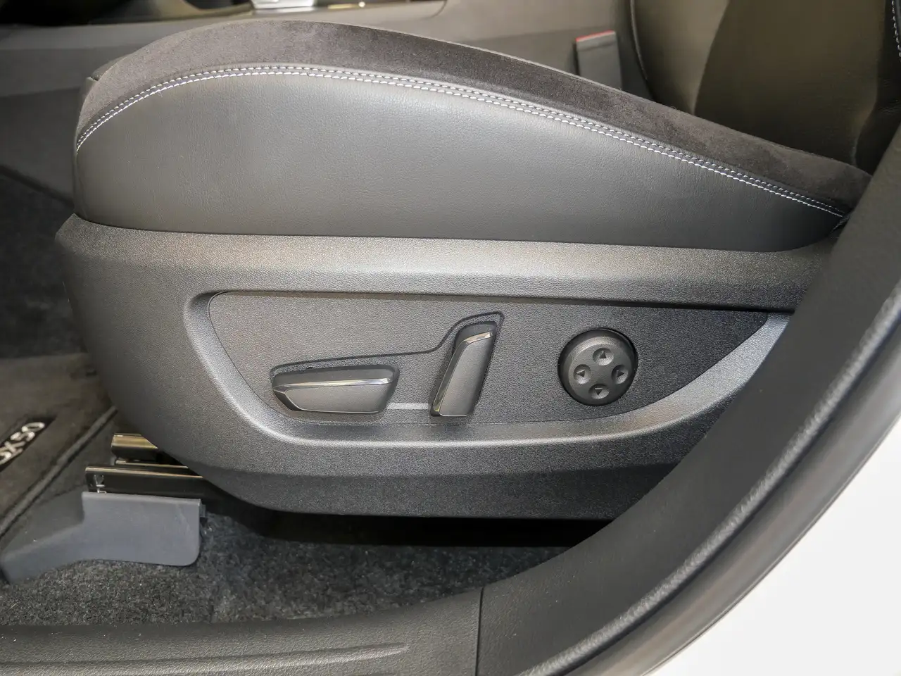 Infiniti QX50 снимка Infiniti QX50