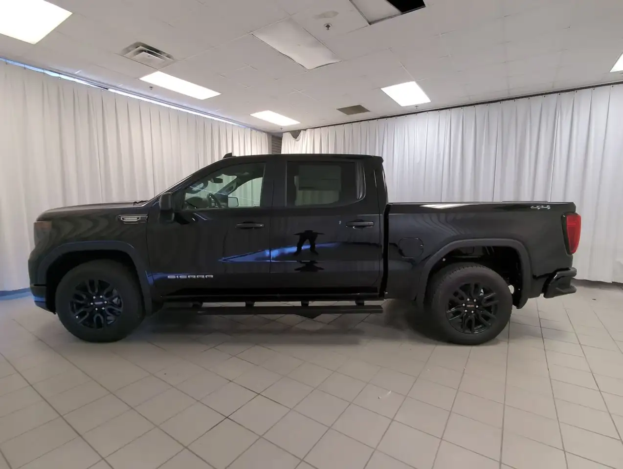 GMC Sierra 1500 снимка GMC Sierra 1500