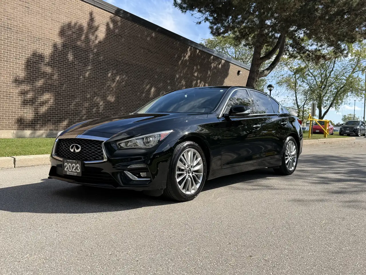 Infiniti Q50 снимка Infiniti Q50