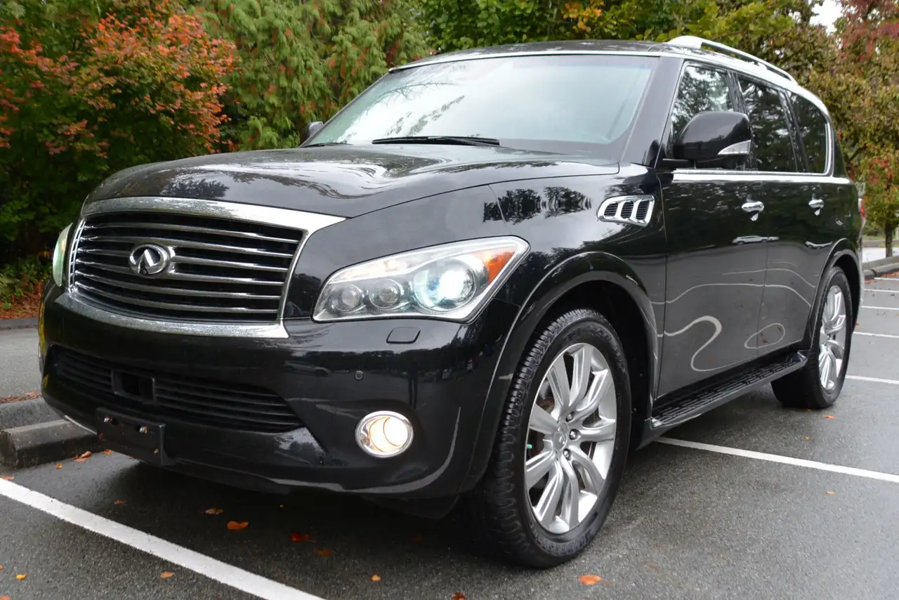 Infiniti QX56 снимка Infiniti QX56