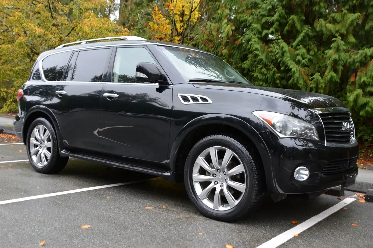 Infiniti QX56 снимка Infiniti QX56