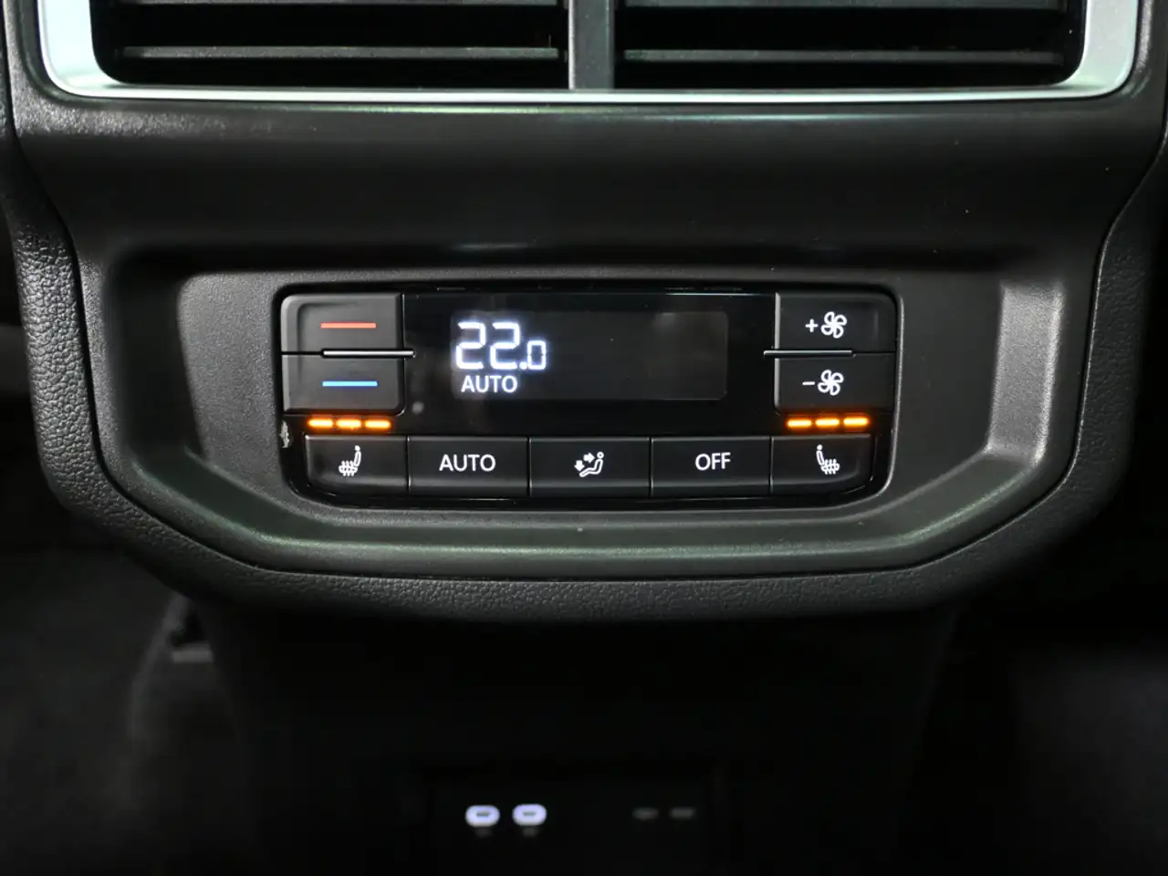 Volkswagen Atlas photo Volkswagen Atlas