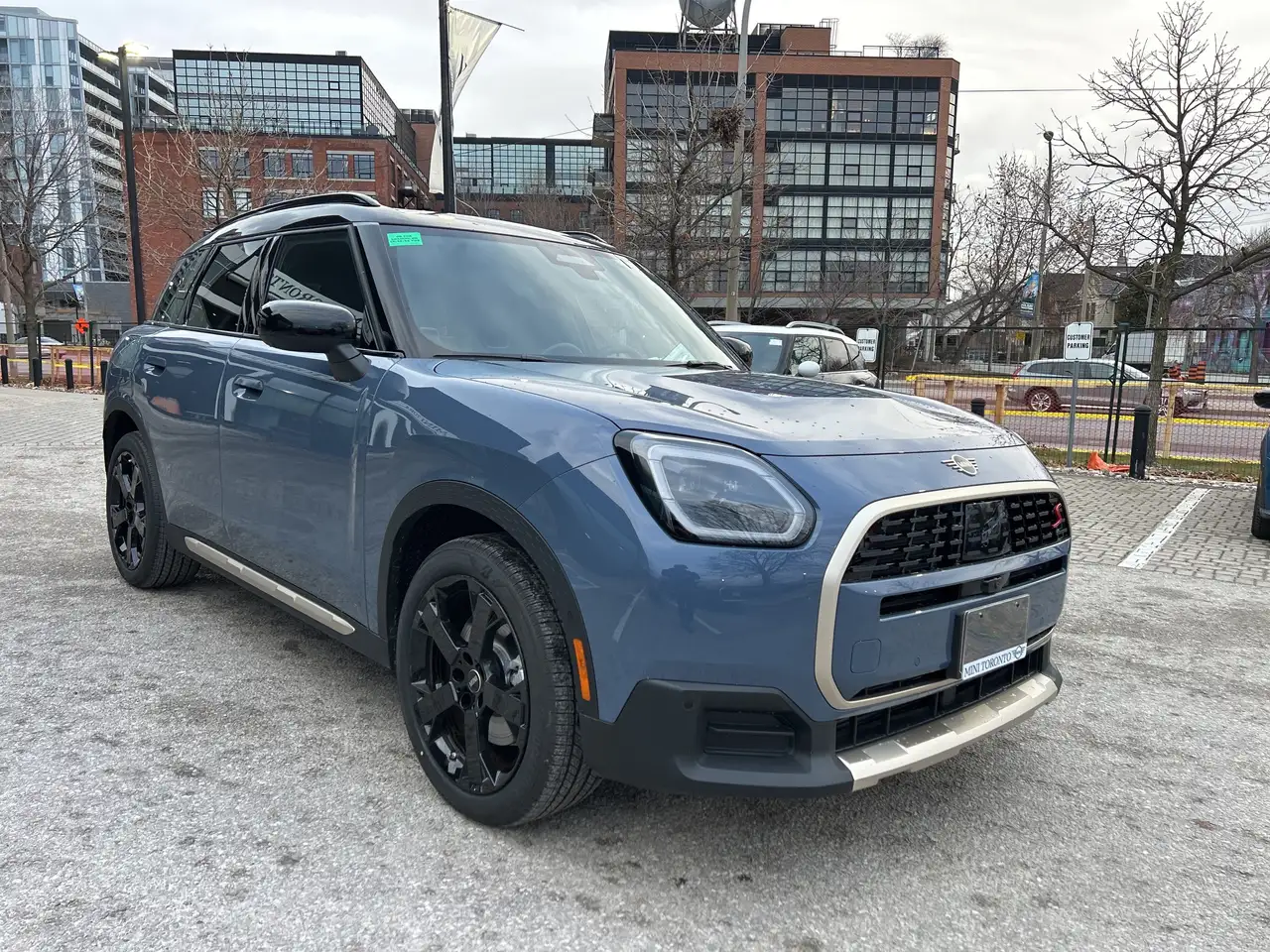 MINI Countryman снимка MINI Countryman
