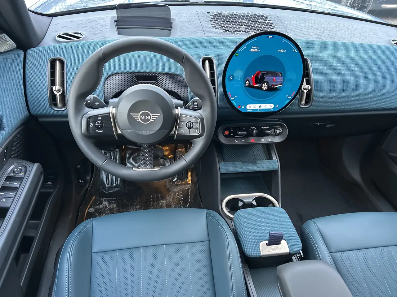 MINI Countryman снимка MINI Countryman