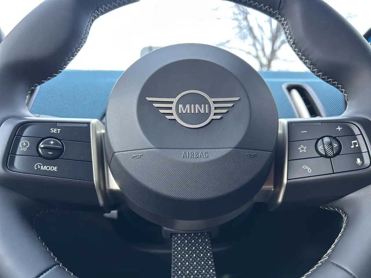 MINI Countryman снимка MINI Countryman