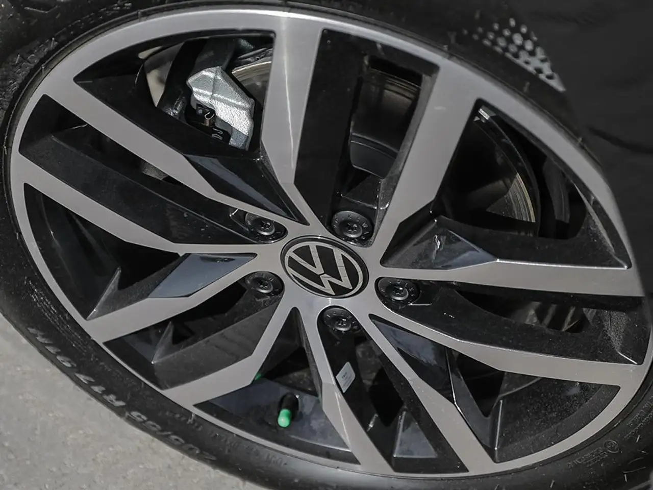 Volkswagen Jetta photo Volkswagen Jetta