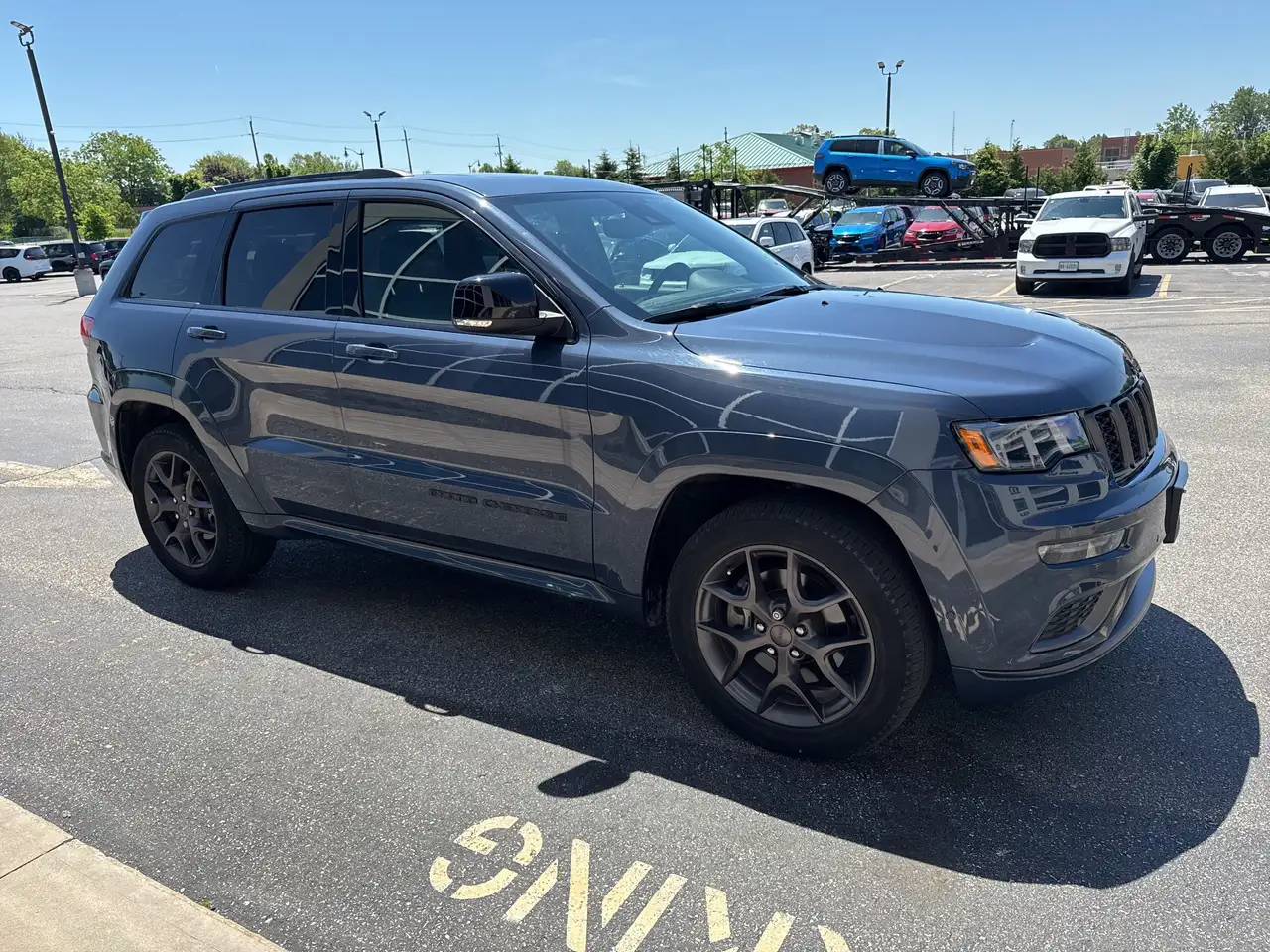Jeep Grand Cherokee снимка Jeep Grand Cherokee
