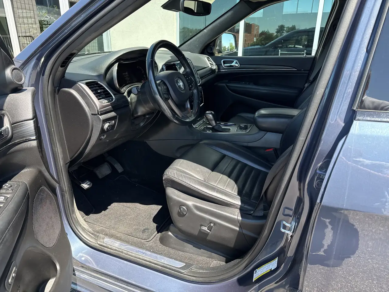 Jeep Grand Cherokee снимка Jeep Grand Cherokee