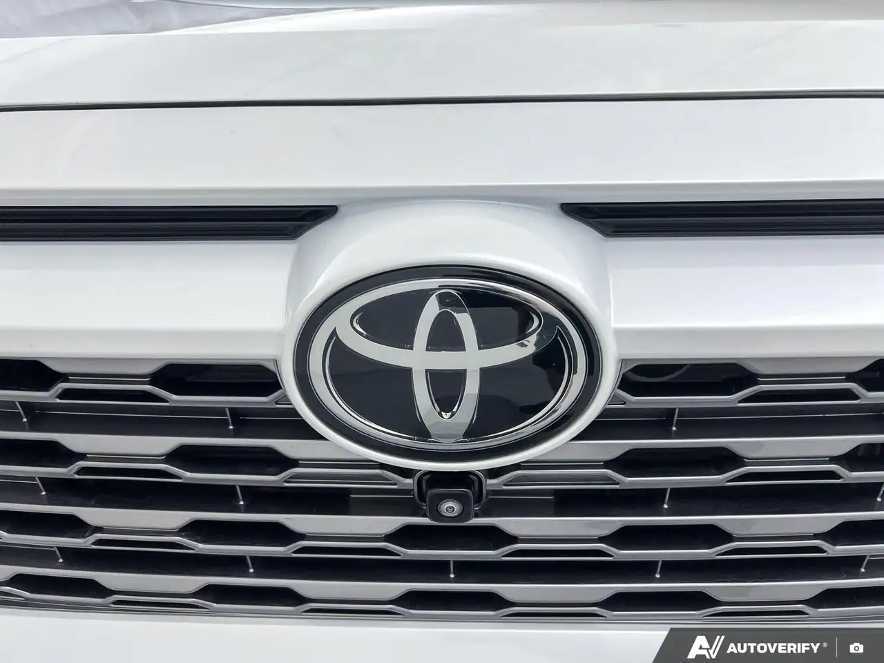 Toyota RAV 4 photo Toyota RAV 4