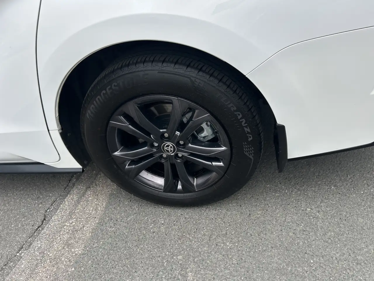 Toyota Sienna снимка Toyota Sienna