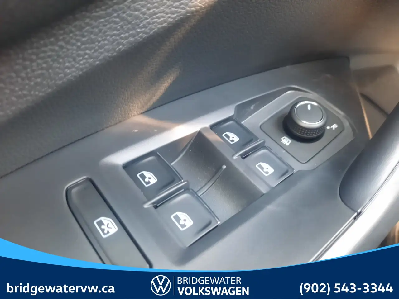 Volkswagen Jetta снимка Volkswagen Jetta