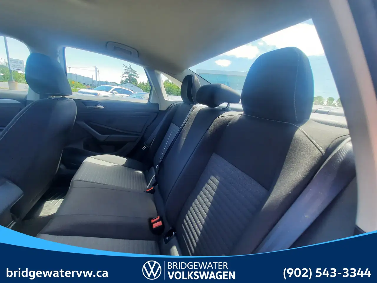 Volkswagen Jetta снимка Volkswagen Jetta