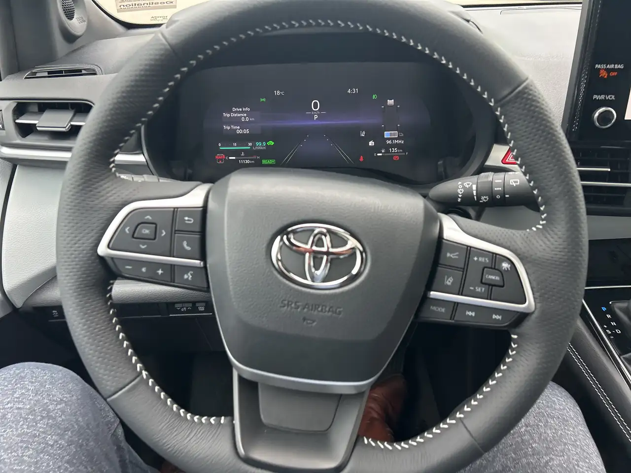 Toyota Sienna снимка Toyota Sienna