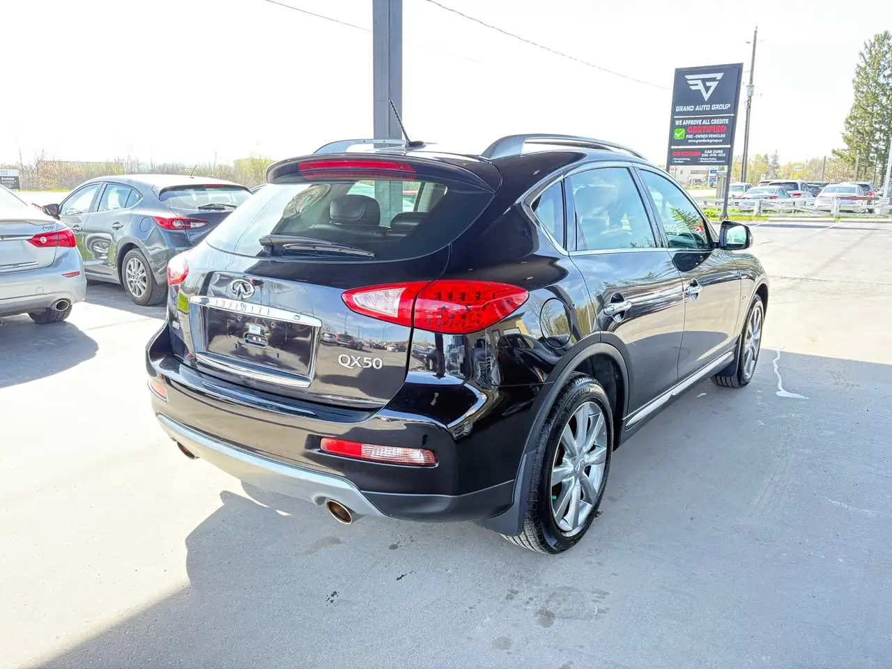 Infiniti QX50 снимка Infiniti QX50