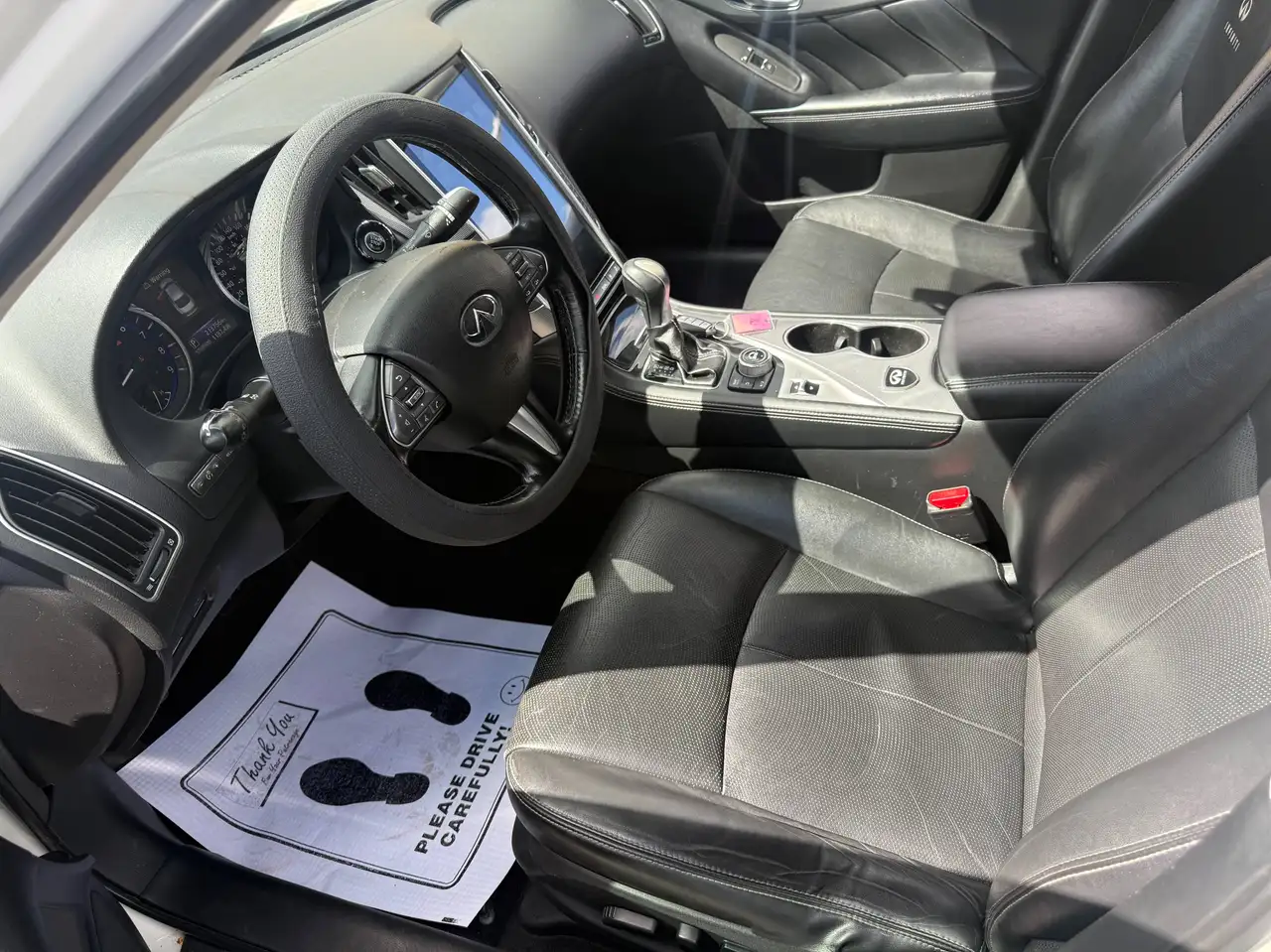Infiniti Q50 fotografie Infiniti Q50