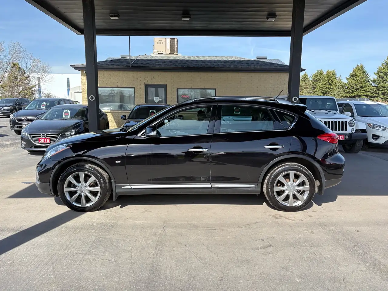 Infiniti QX50 снимка Infiniti QX50