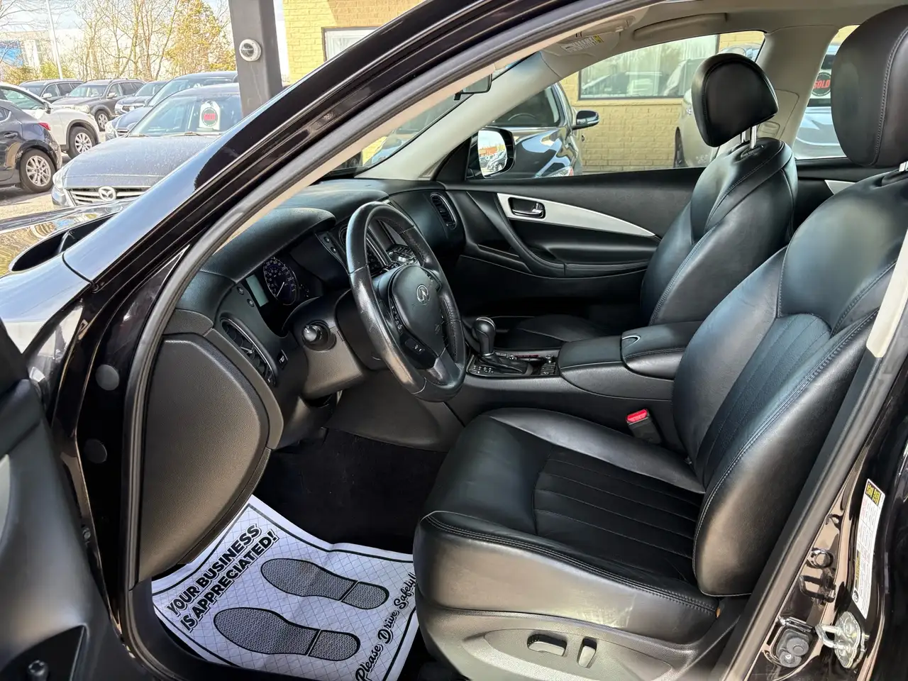 Infiniti QX50 снимка Infiniti QX50