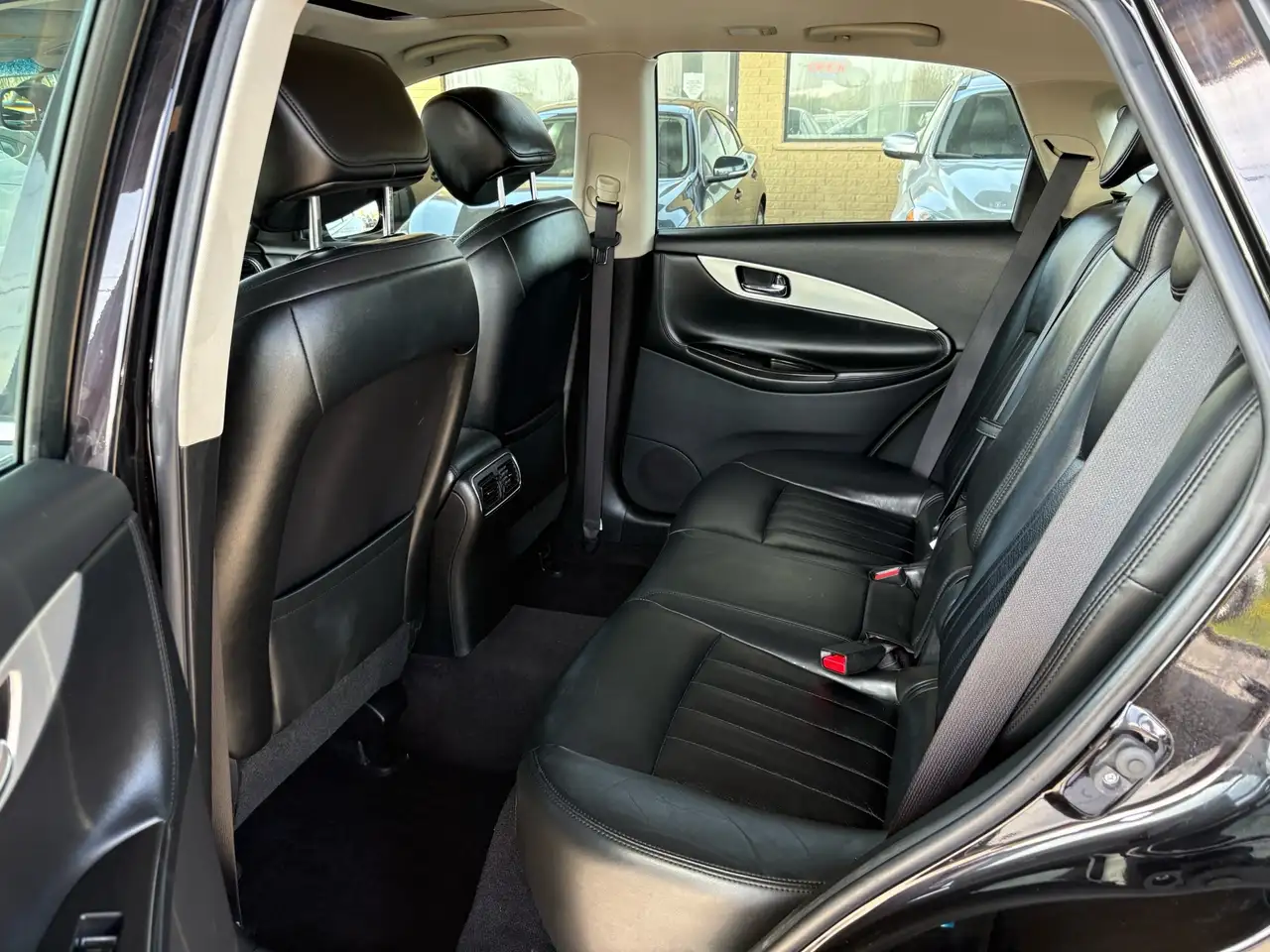 Infiniti QX50 снимка Infiniti QX50