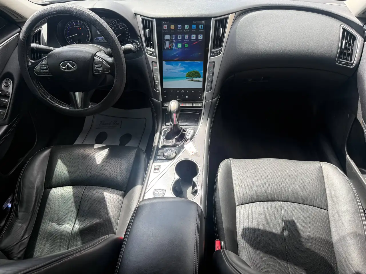 Infiniti Q50 fotografie Infiniti Q50