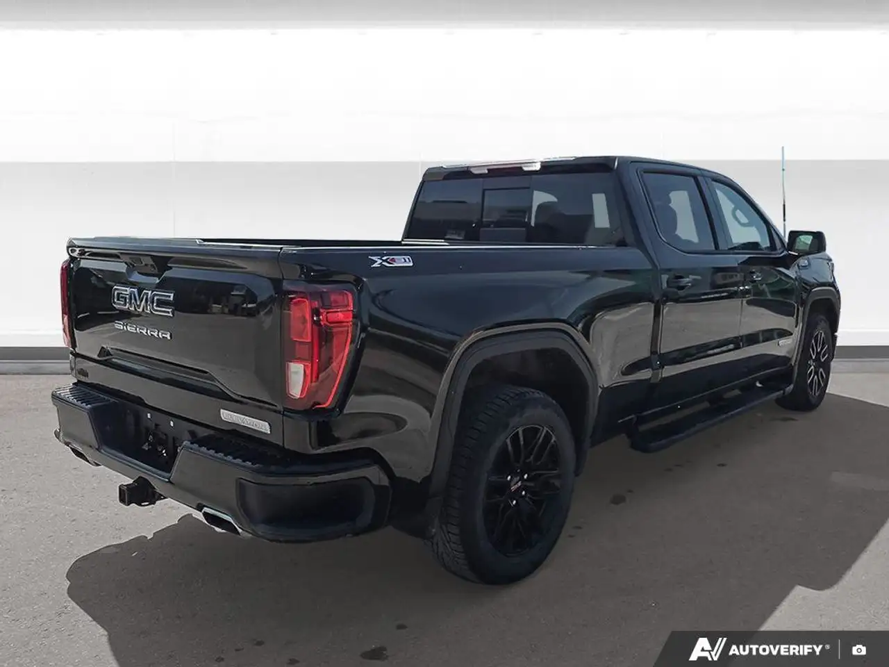 GMC Sierra 1500 снимка GMC Sierra 1500