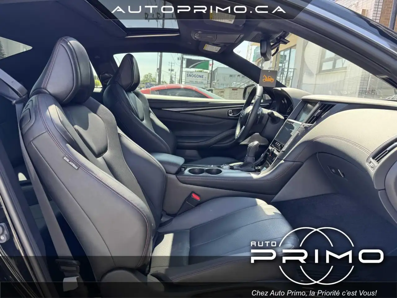 Infiniti Q60 fotografie Infiniti Q60