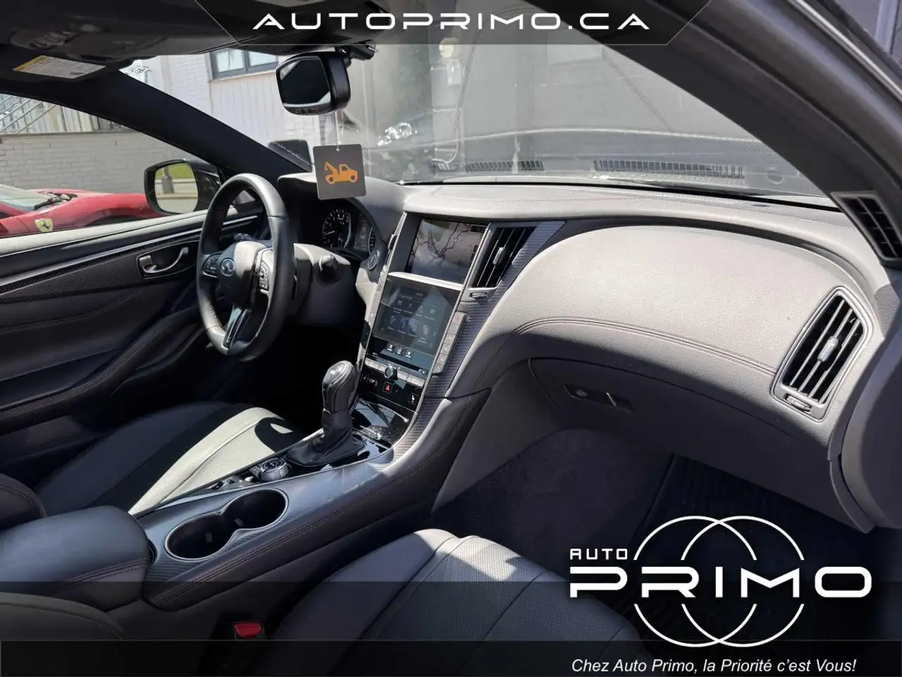 Infiniti Q60 fotografie Infiniti Q60