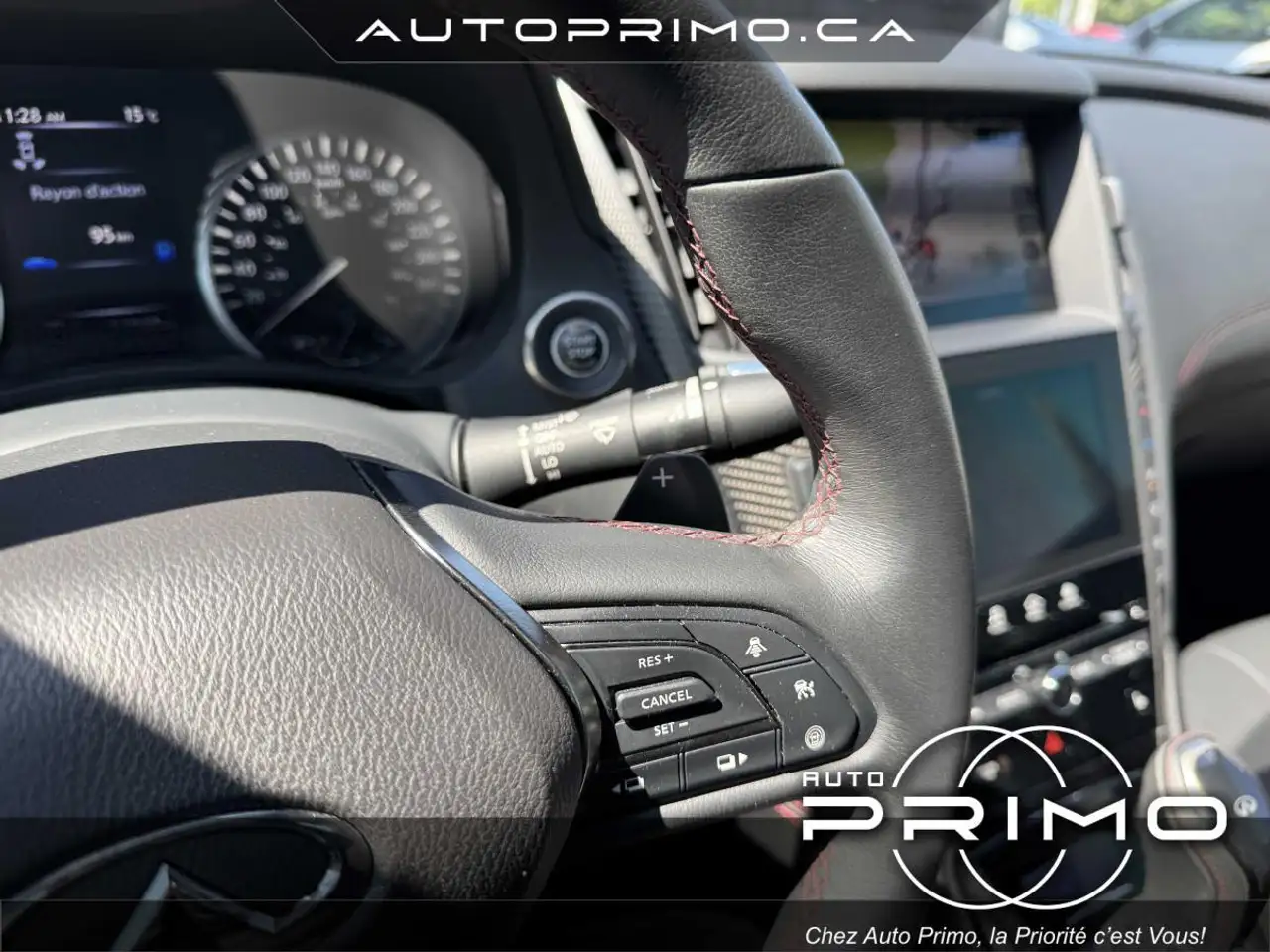 Infiniti Q60 fotografie Infiniti Q60