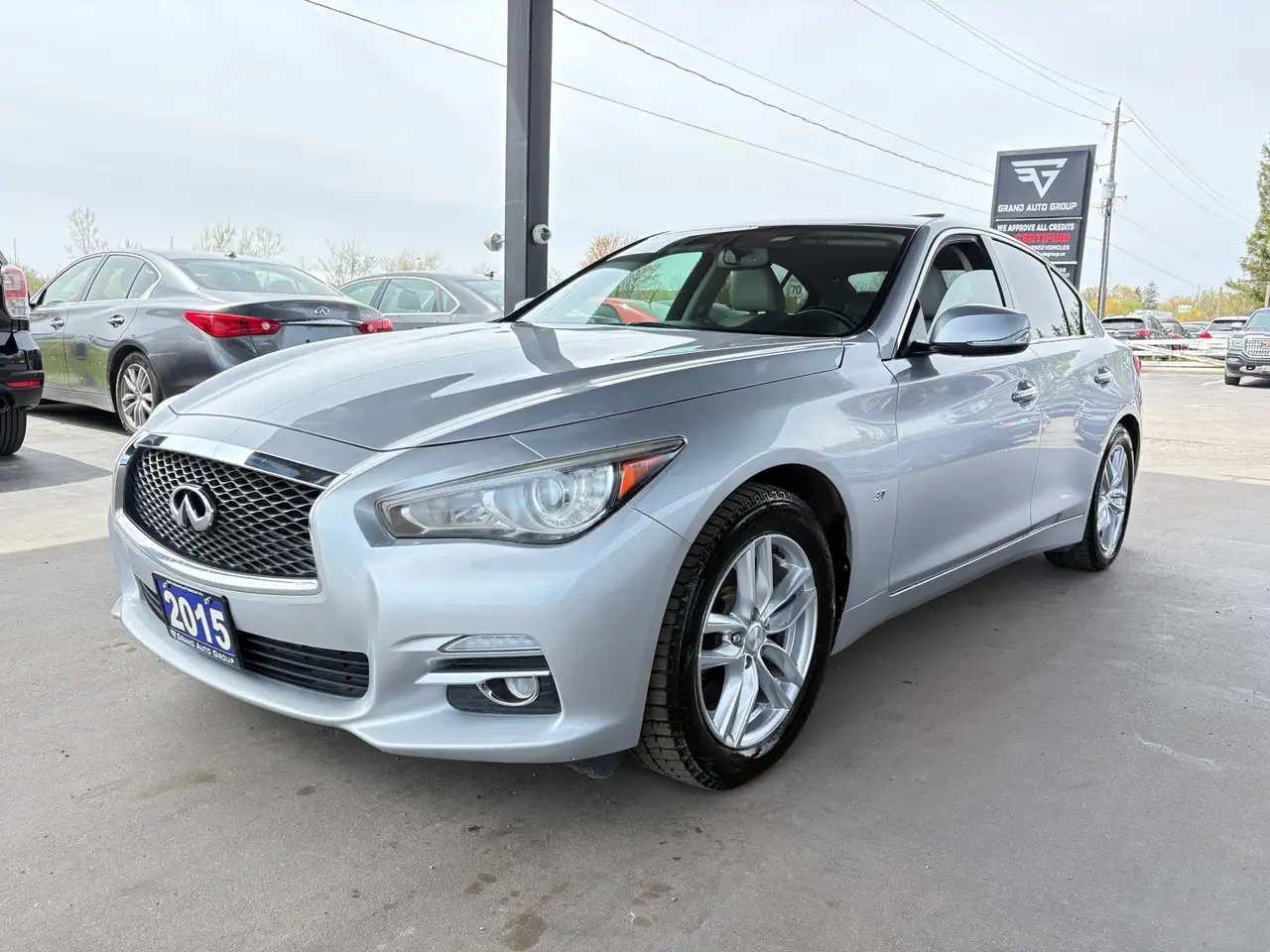 Infiniti Q50 fotografie Infiniti Q50