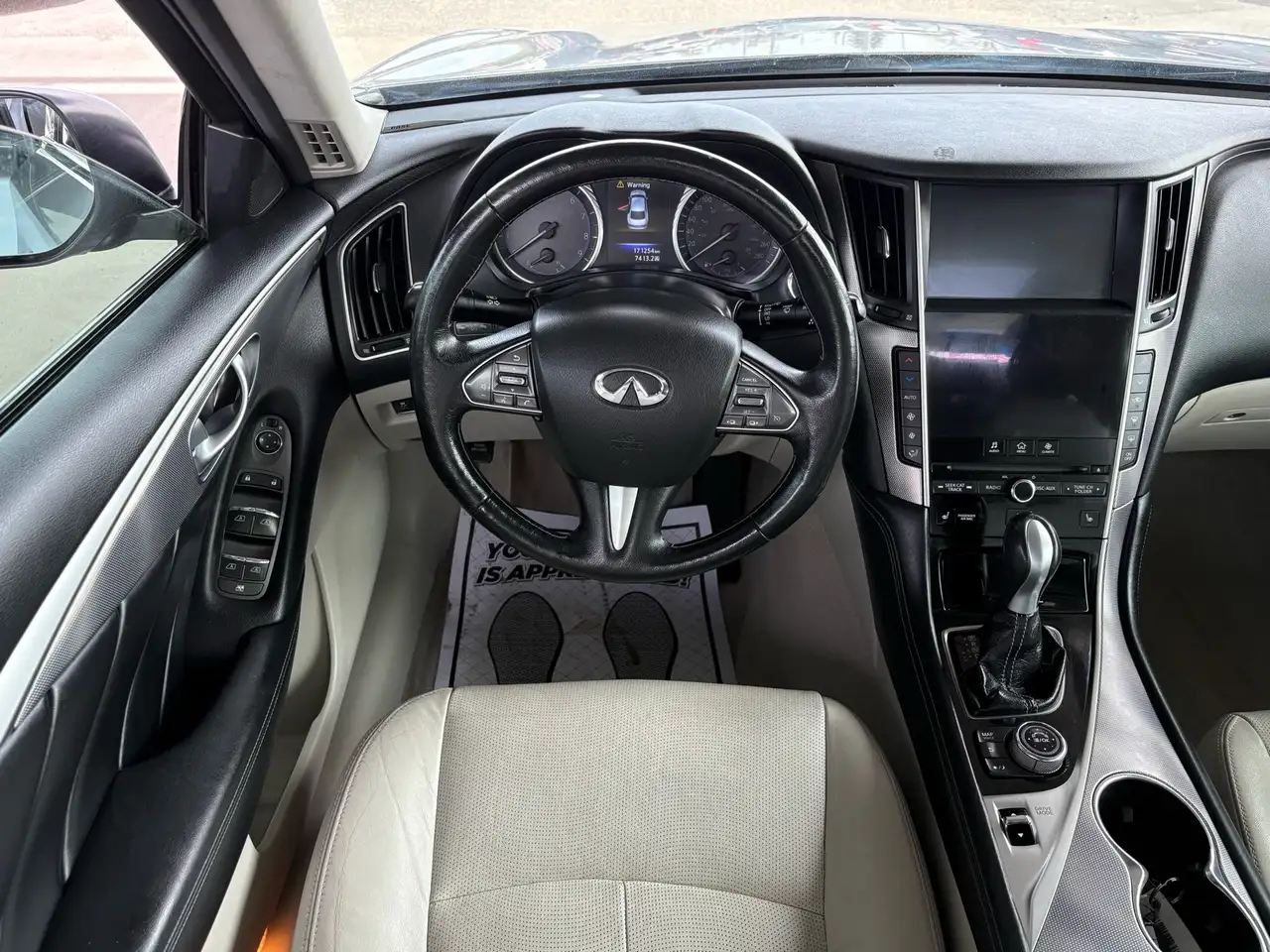Infiniti Q50 fotografie Infiniti Q50