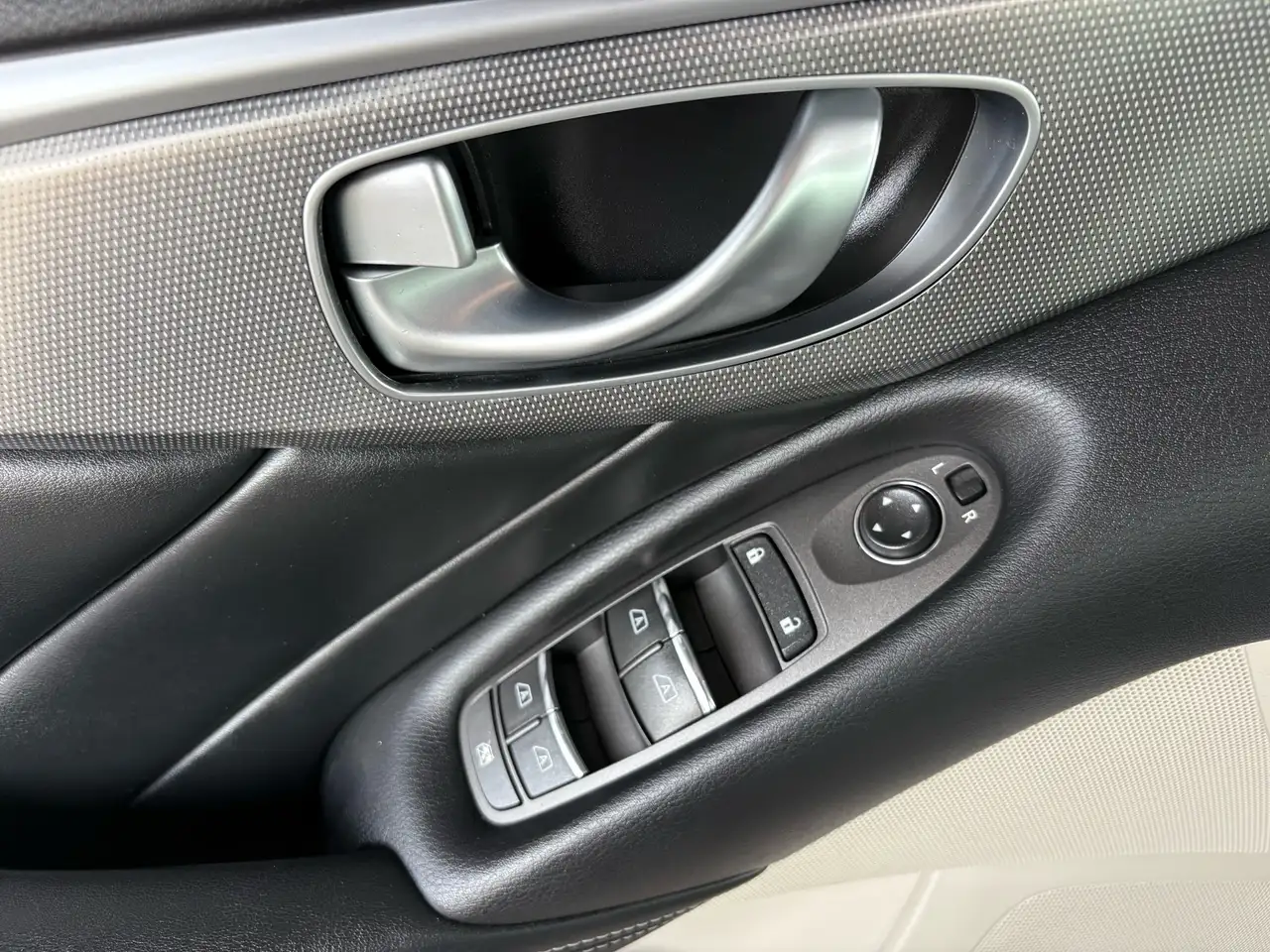 Infiniti Q50 fotografie Infiniti Q50